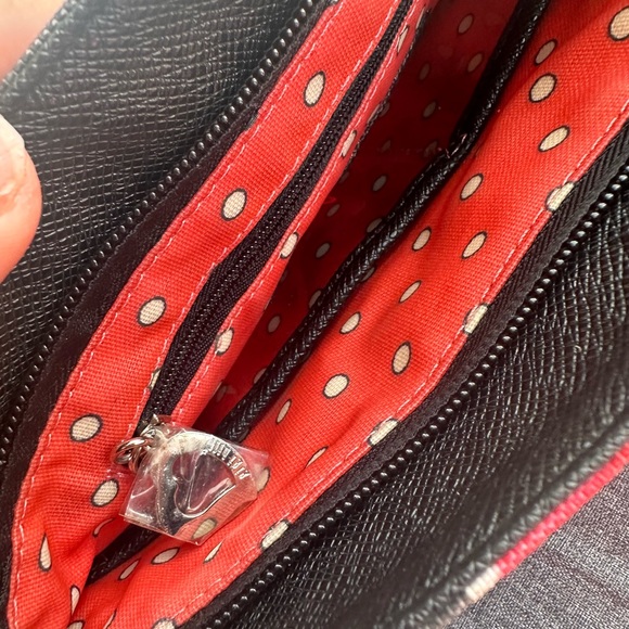 GigiHill - Picture 2 of 3